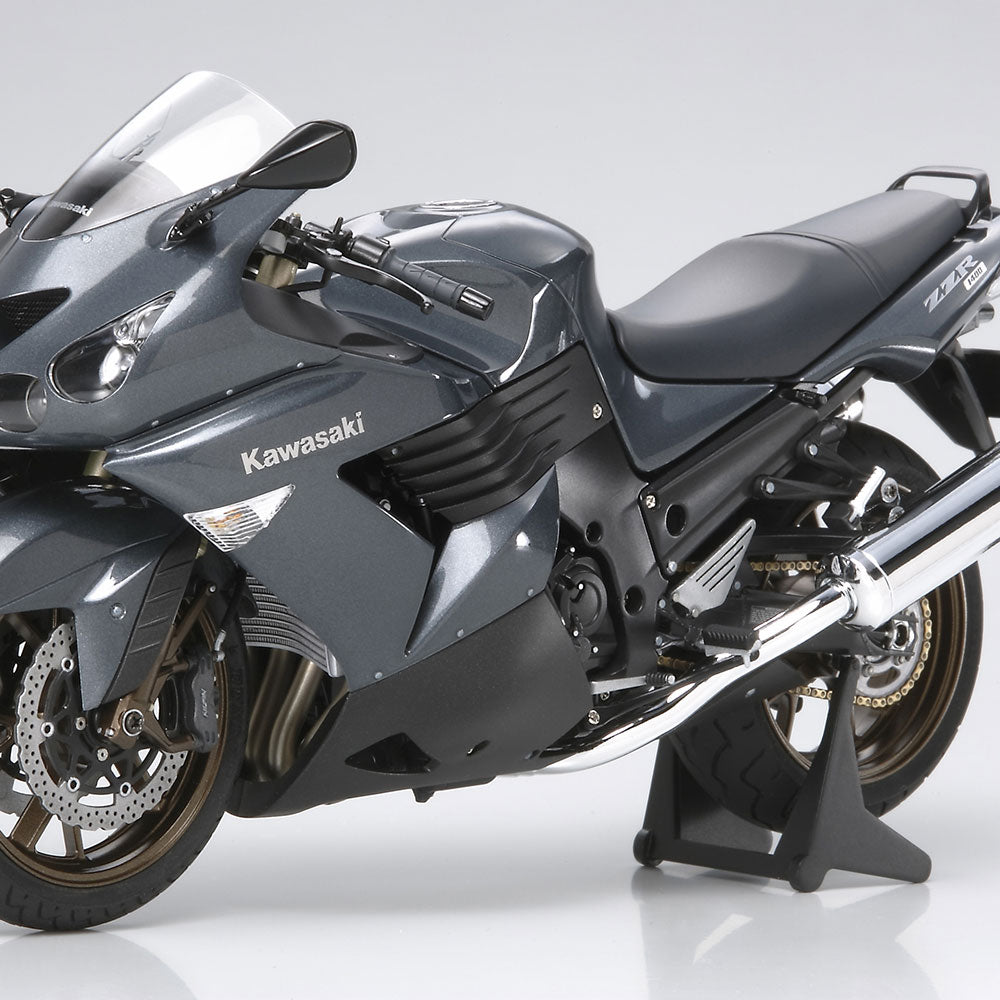 TAMIYA 1/12 KAWASAKI ZZR1400