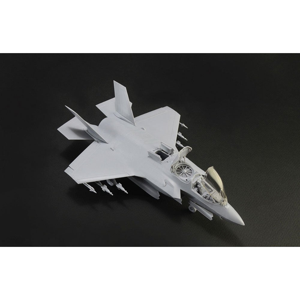 ITALERI 1/72 F-35 B "LIGHTNING II" STOVL VERSION