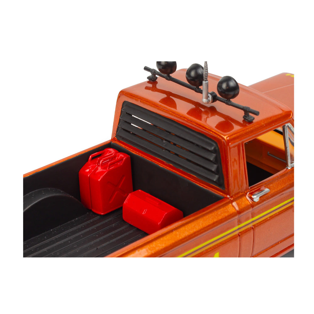 REVELL 1/24 JEEP J-10 PICKUP WITH CAMPER TOP