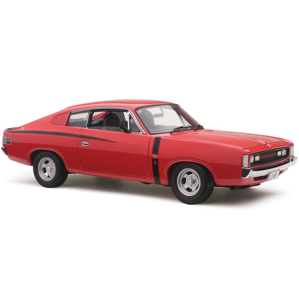 CLASSIC CARLECTABLES 1/18 CHRYSLER E49 CHARGER - VINTAGE RED