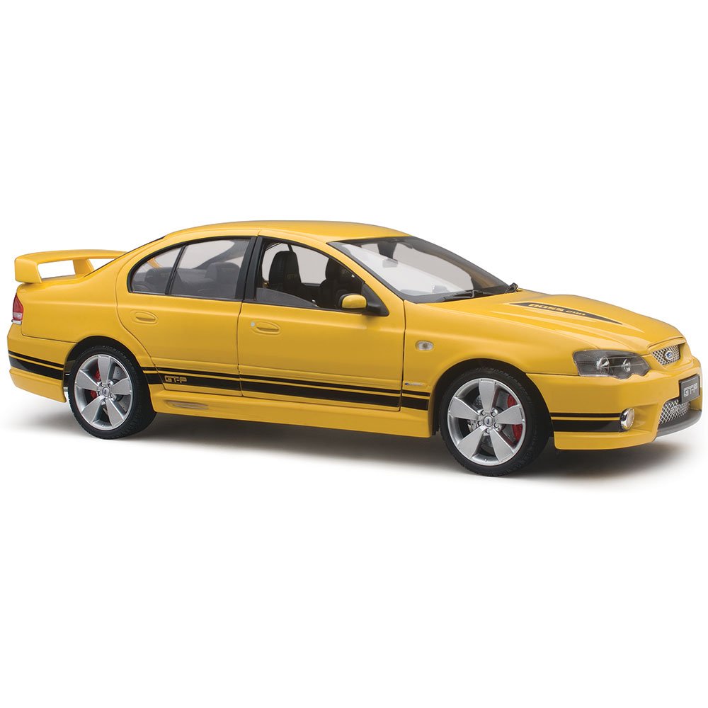 CLASSIC CARLECTABLES 1/18 FORD FPV GT-P MK2 - RAPID YELLOW