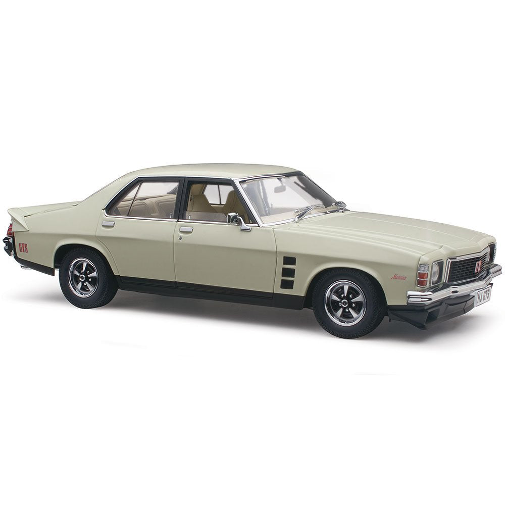 CLASSIC CARLECTABLES 1/18 HOLDEN HJ MONARO GTS - CHAMOIS