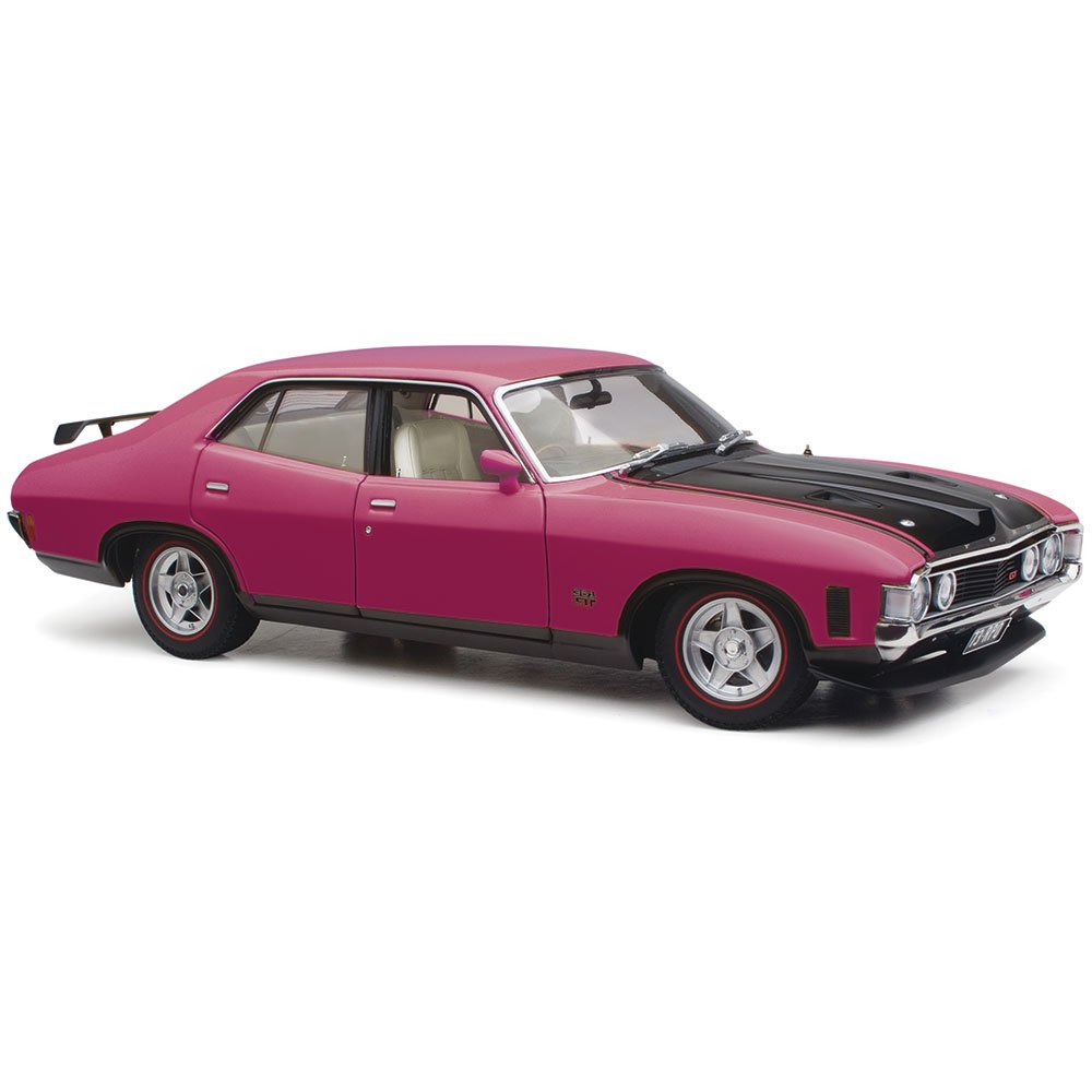 CLASSIC CARLECTABLES 1/18 FORD XA FALCON RPO83 SEDAN - WILD PLUM