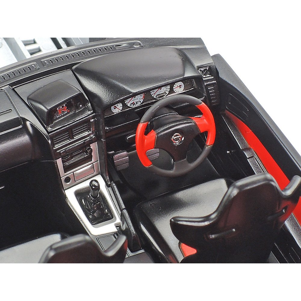 TAMIYA 1/24 NISMO R34 GT-R Z-TUNE