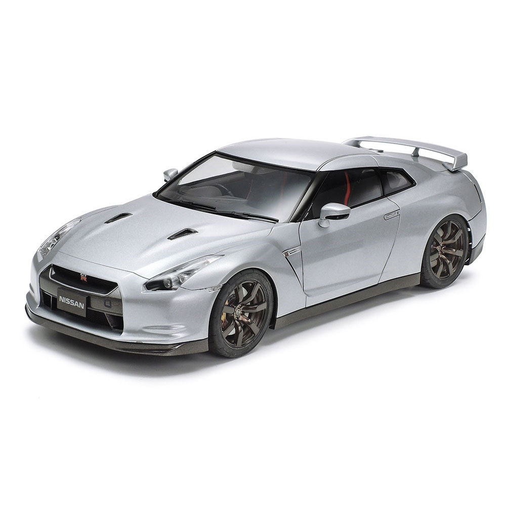 TAMIYA 1/24 NISSAN GT-R