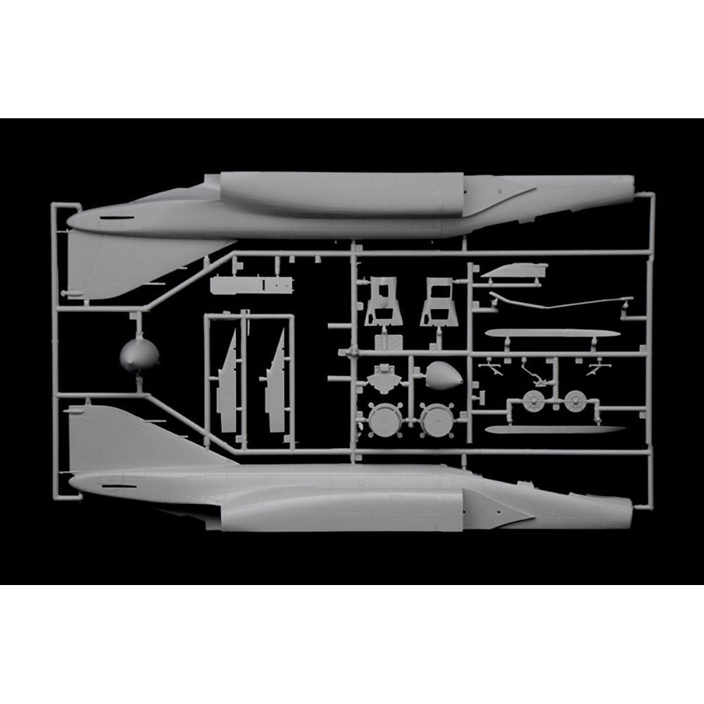 ITALERI 1/48 F-4J PHANTOM II