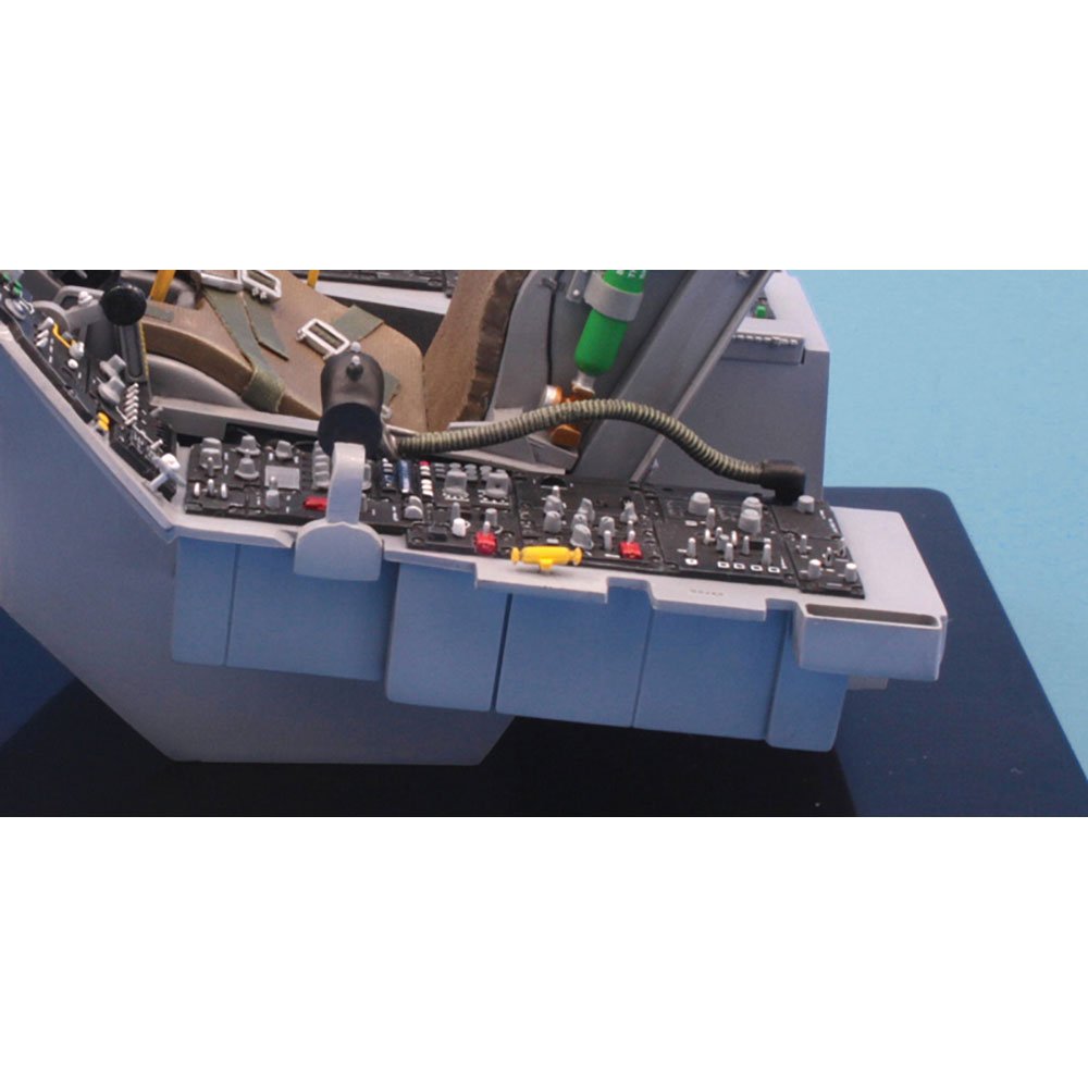 ITALERI 1/12 F-16 COCKPIT