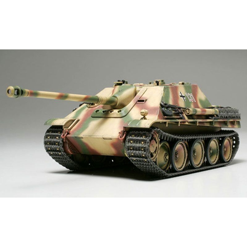 TAMIYA 1/48 JAGDPANTHER LATE VERSION GERMAN TANK DESTROYER
