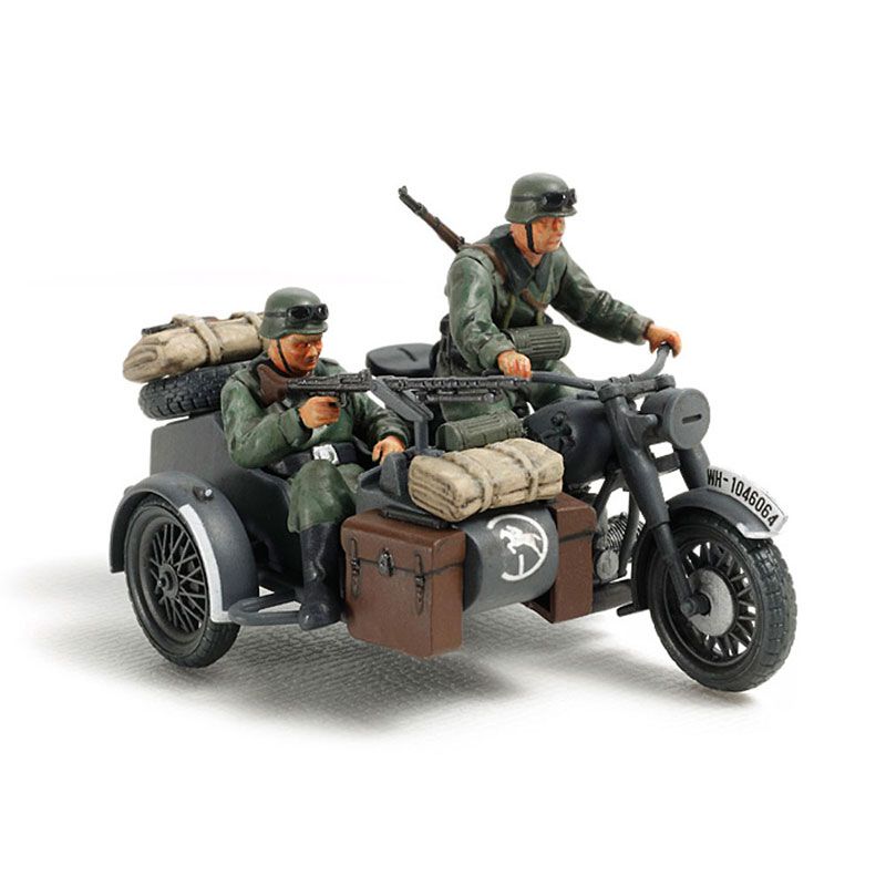TAMIYA 1/48 GERMAN BIKE AND SIDECAR