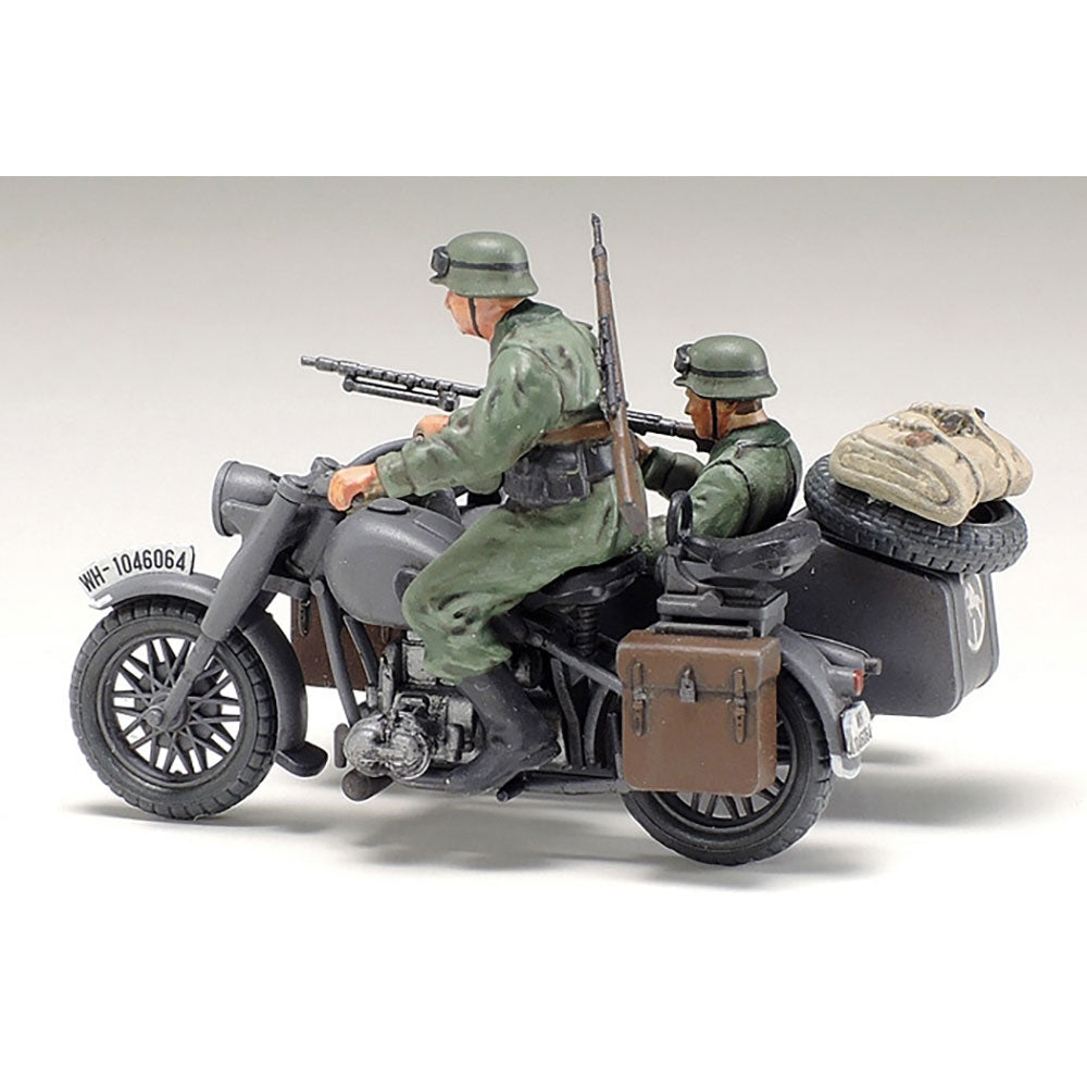 TAMIYA 1/48 GERMAN BIKE AND SIDECAR