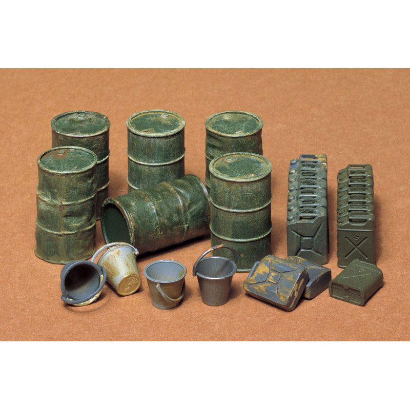 TAMIYA 1/35 JERRY CAN SET