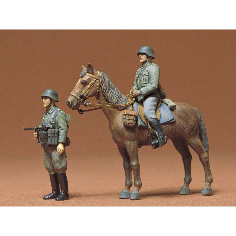 TAMIYA 1/35 WWII WEHRMACHT MOUNTED INFANTRY SET