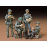 TAMIYA 1/35 GERMAN SOLDIERS AT REST