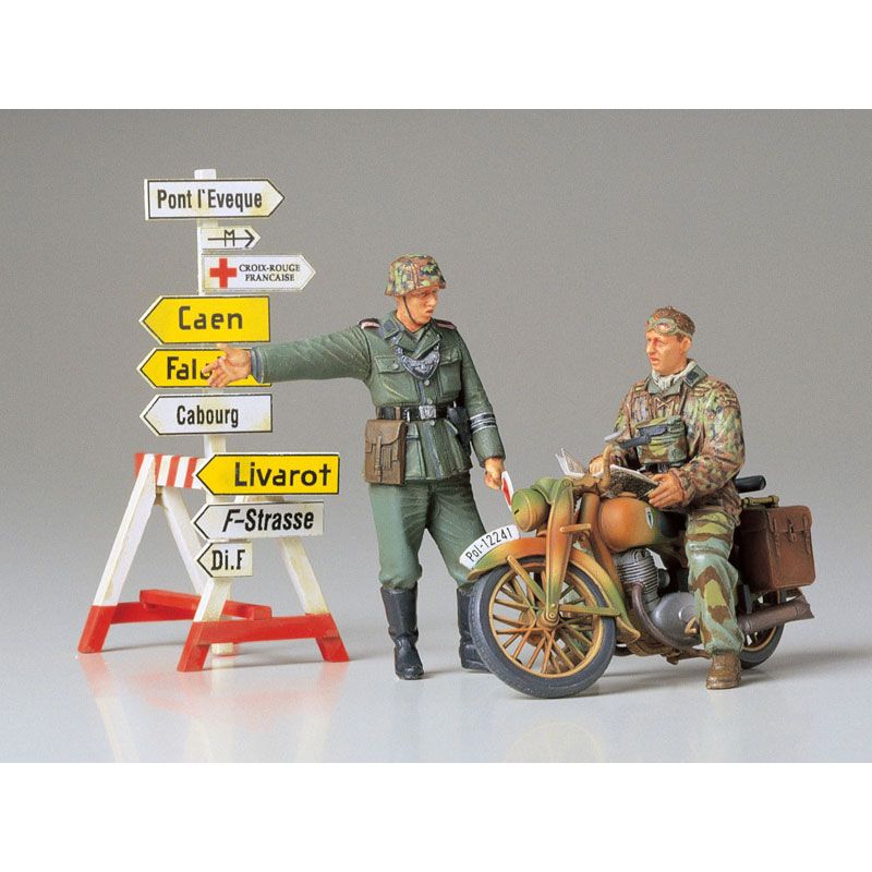 TAMIYA 1/35 GERMAN MOTORCYCLE ORDERLY SET
