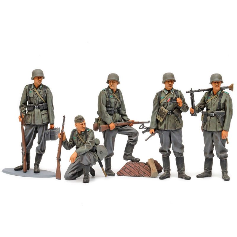 TAMIYA 1/35 GERMAN INFANTRY SET (MID-WWII)