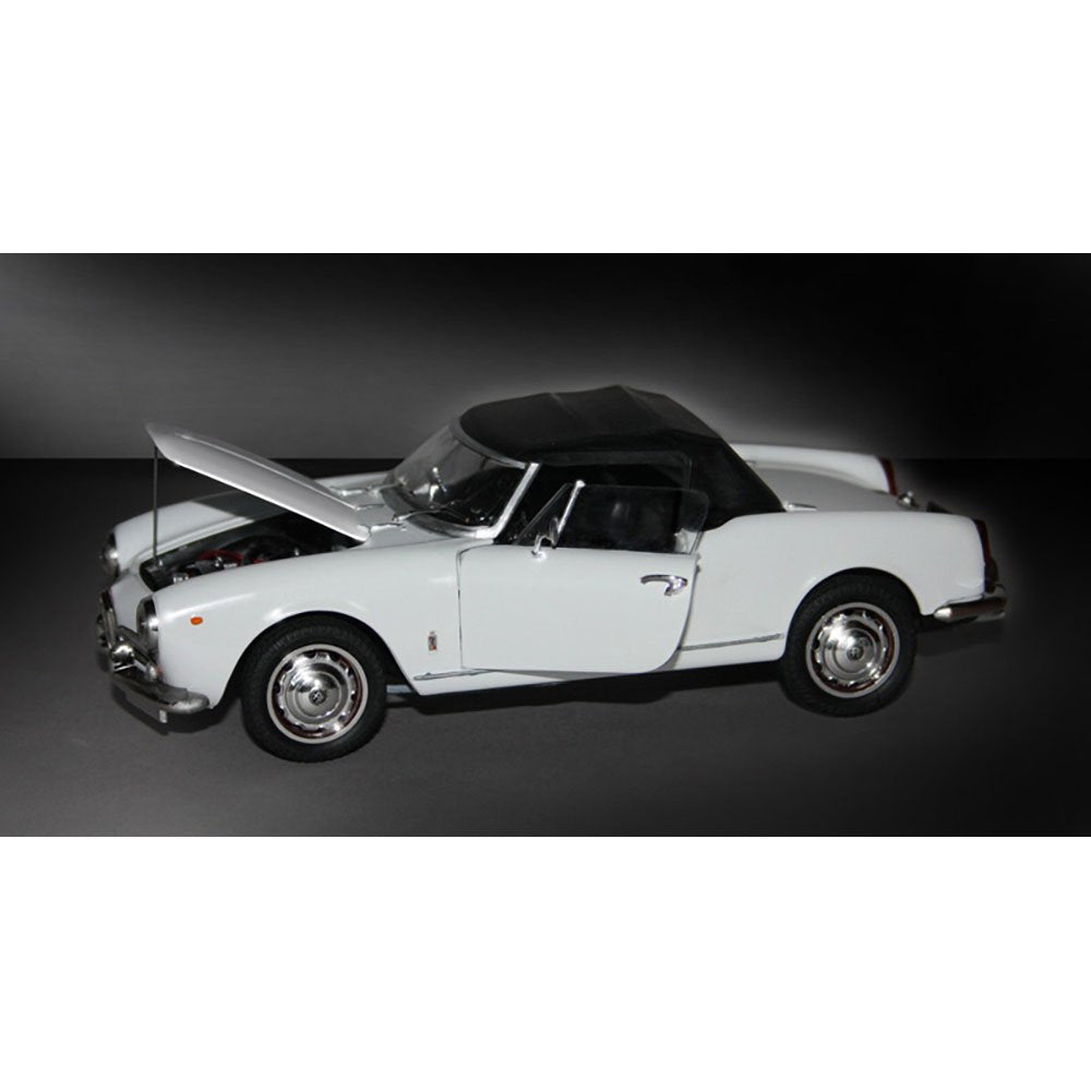 ITALERI 1/24 ALPHA ROMEO GULIETTA SPYDER 1600