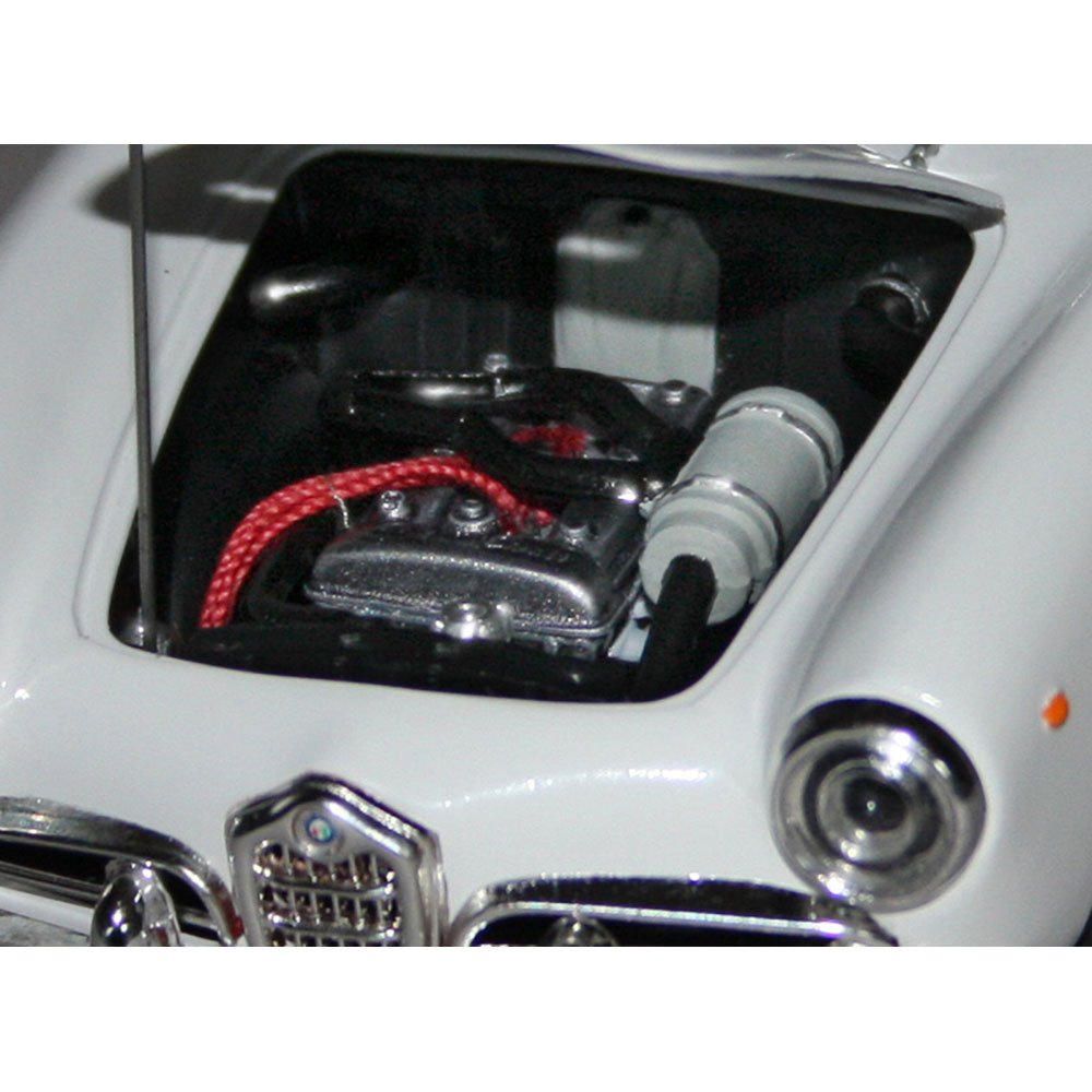ITALERI 1/24 ALPHA ROMEO GULIETTA SPYDER 1600