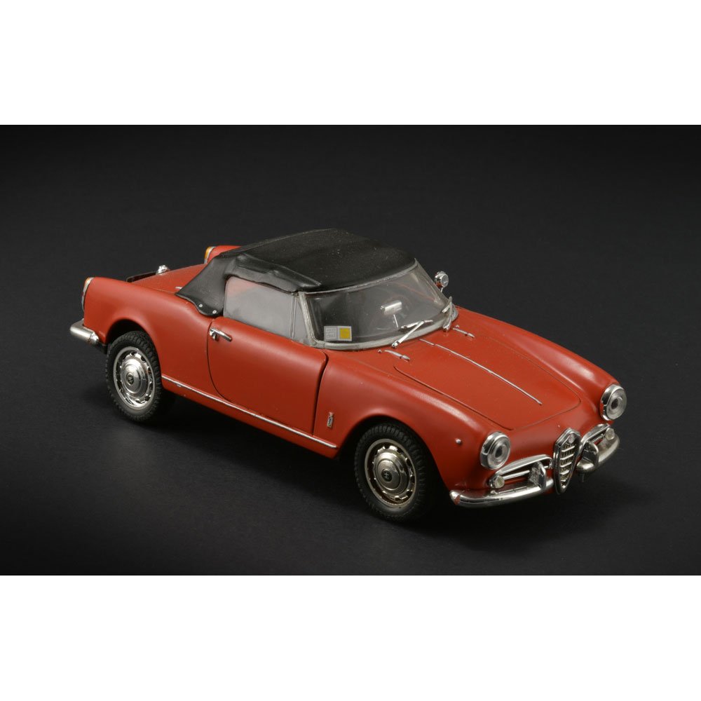 ITALERI 1/24 ALPHA ROMEO GULIETTA SPYDER 1600