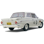 CLASSIC CARLECTABLES 1/18 FORD CORTINA GT 500 1965 BATHURST 2ND PLACE