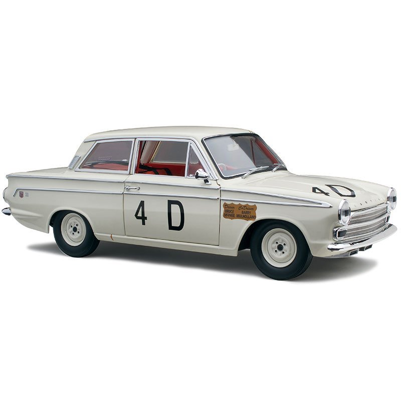 CLASSIC CARLECTABLES 1/18 FORD CORTINA GT 500 1965 BATHURST 2ND PLACE