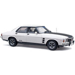 CLASSIC CARLECTABLES 1/18 HOLDEN HX MONARO GTS SEDAN - COTILLION WHITE
