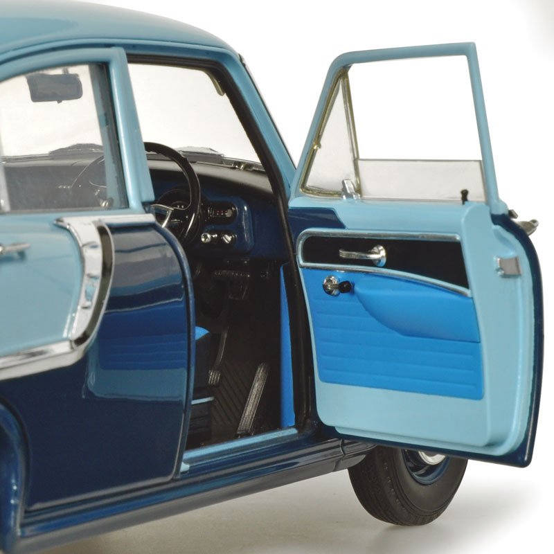 CLASSIC CARLECTABLES 1/18 HOLDEN FC SPECIAL CAMBRIDGE BLUE OVER TEAL BLUE
