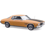 CLASSIC CARLECTABLES 1/18 HOLDEN HQ MONARO GTS COUPE RUSSET (350CI ENGINE)
