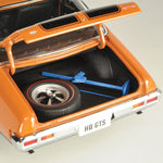 CLASSIC CARLECTABLES 1/18 HOLDEN HQ MONARO GTS COUPE RUSSET (350CI ENGINE)