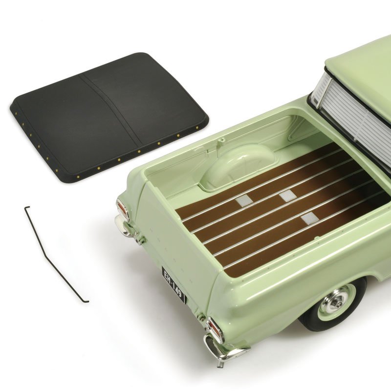 CLASSIC CARLECTABLES 1/18 HOLDEN EH UTILITY - BALHANNAH GREEN