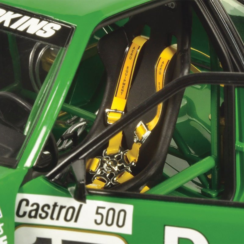 CLASSIC CARLECTABLES 1/18 FORD MUSTANG GT 1985 SANDOWN 500
