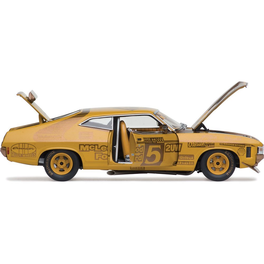 CLASSIC CARLECTABLES 1/18 FORD XA FALCON GT 1974 BATHURST WINNER 50TH ANNIV.