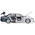 CLASSIC CARLECTABLES 1/18 HOLDEN VP COMMODORE 1992 BATHURST