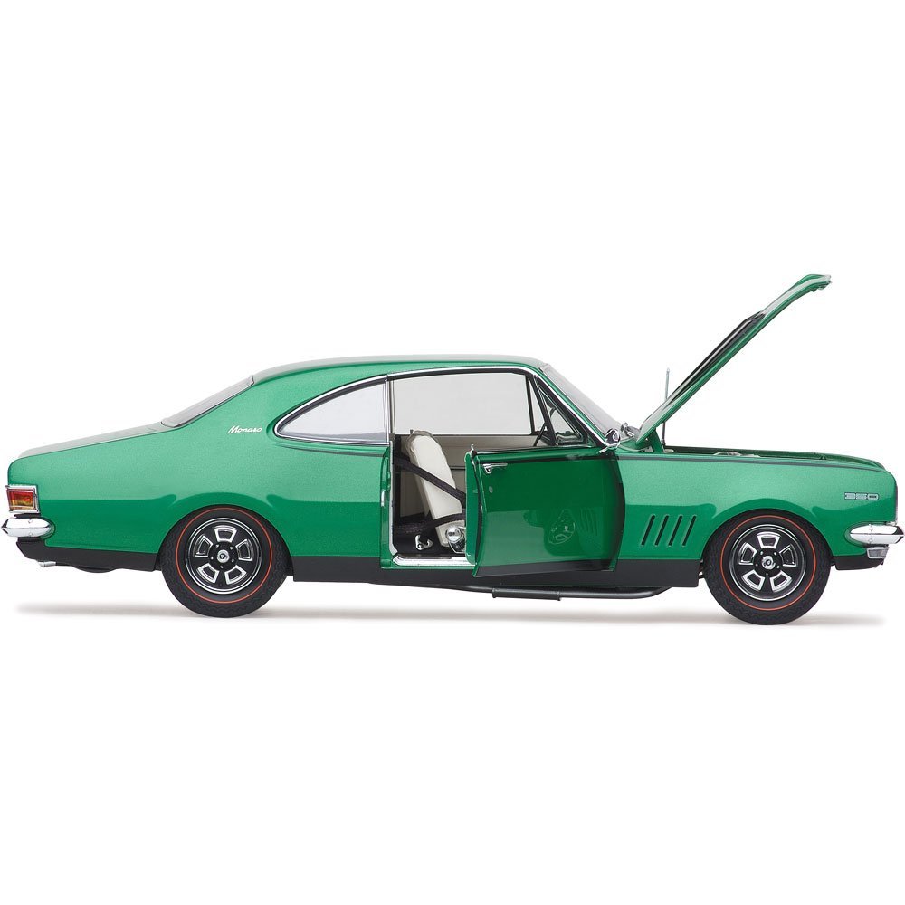 CLASSIC CARLECTABLES 1/18 HOLDEN HG MONARO GTS 350 - LAKESIDE GREEN