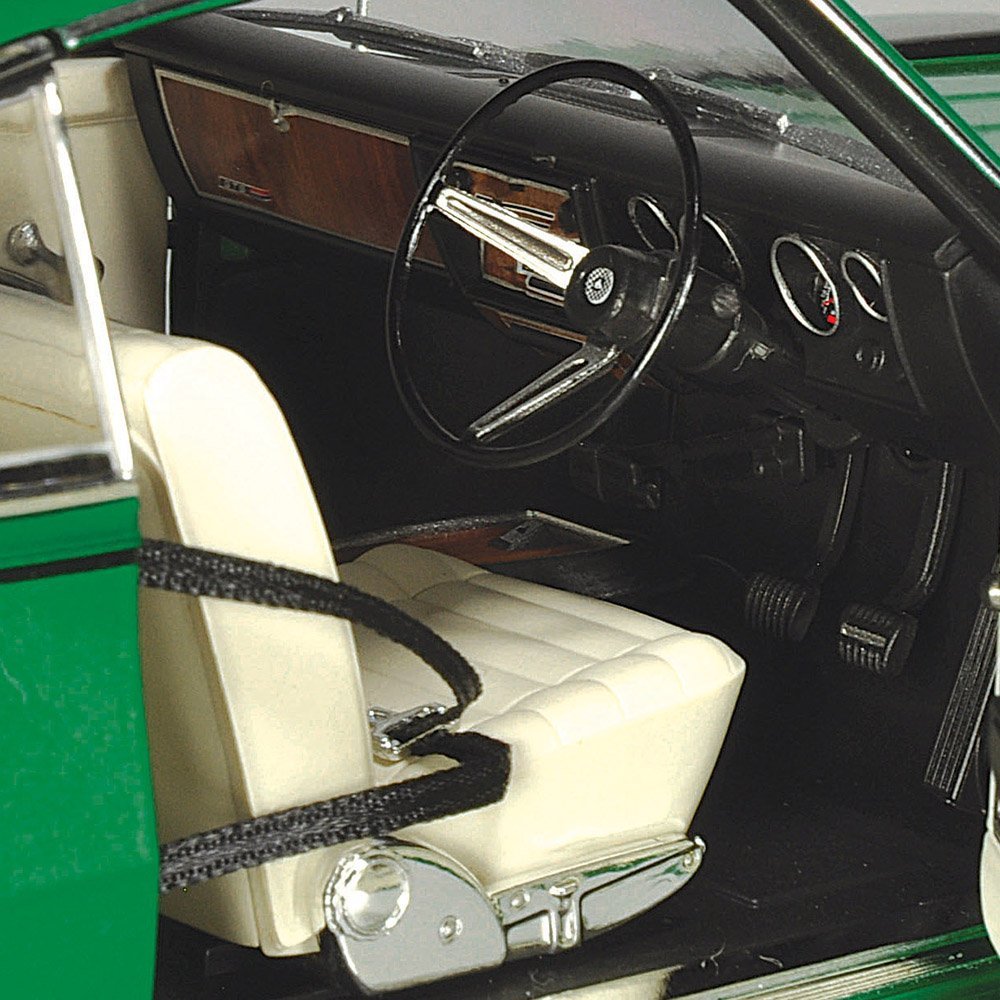 CLASSIC CARLECTABLES 1/18 HOLDEN HG MONARO GTS 350 - LAKESIDE GREEN