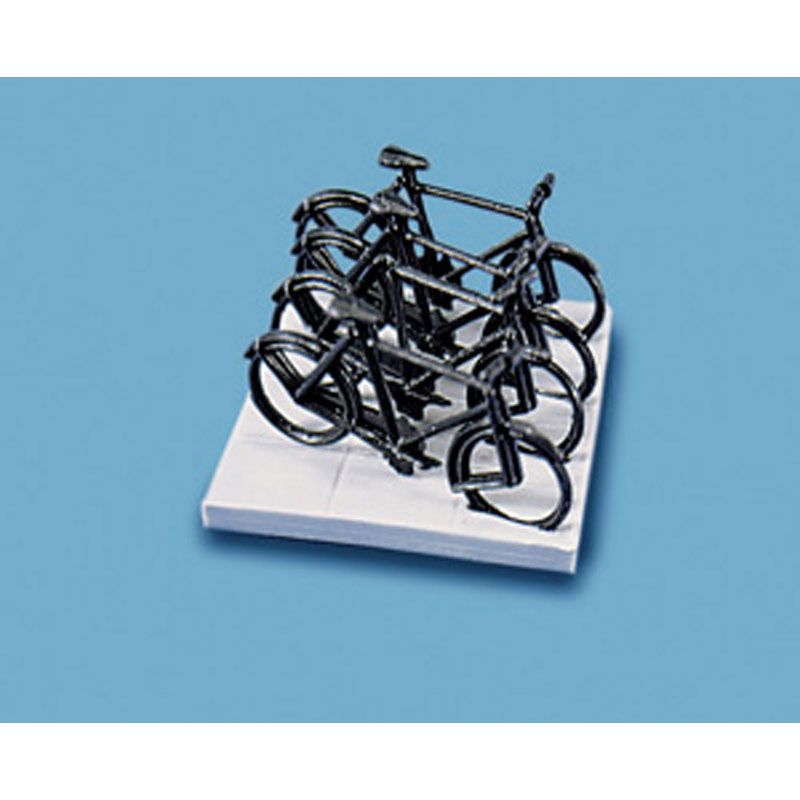 PECO/MODELSCENE CYCLES (4) & STAND (1)