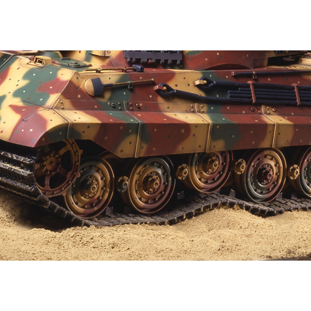 TAMIYA RC 1/16 KING TIGER HEAVY TANK WITH FULL OPTION KIT