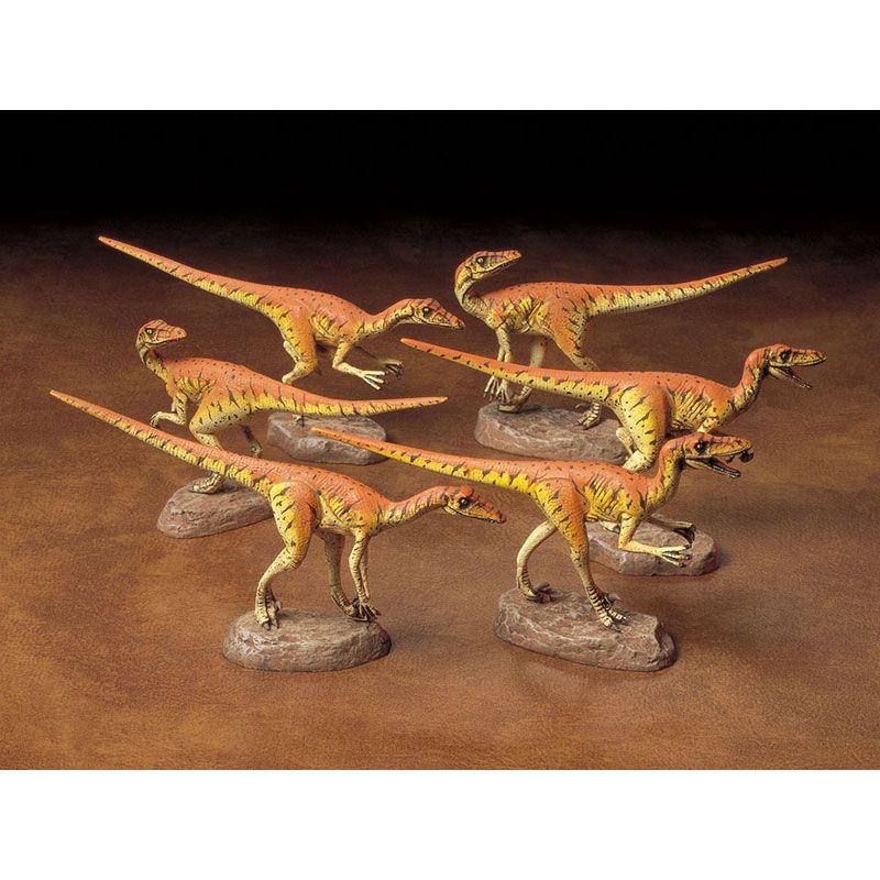 TAMIYA 1/35 VELOCIRAPTORS