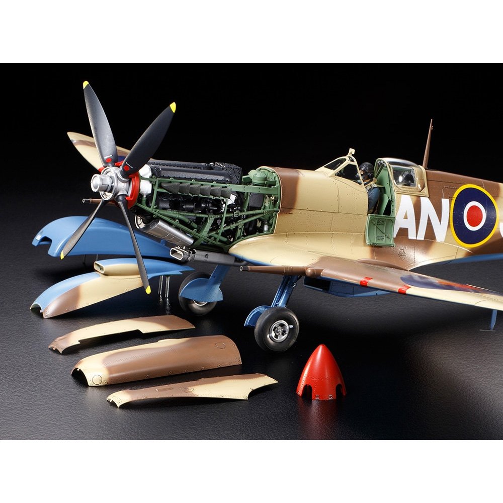 TAMIYA 1/32 SUPERMARINE SPITFIRE MK.VIII WITH AUS. DECALS