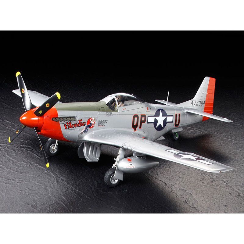 TAMIYA 1/32 NORTH AMERICAN P-51D MUSTANG