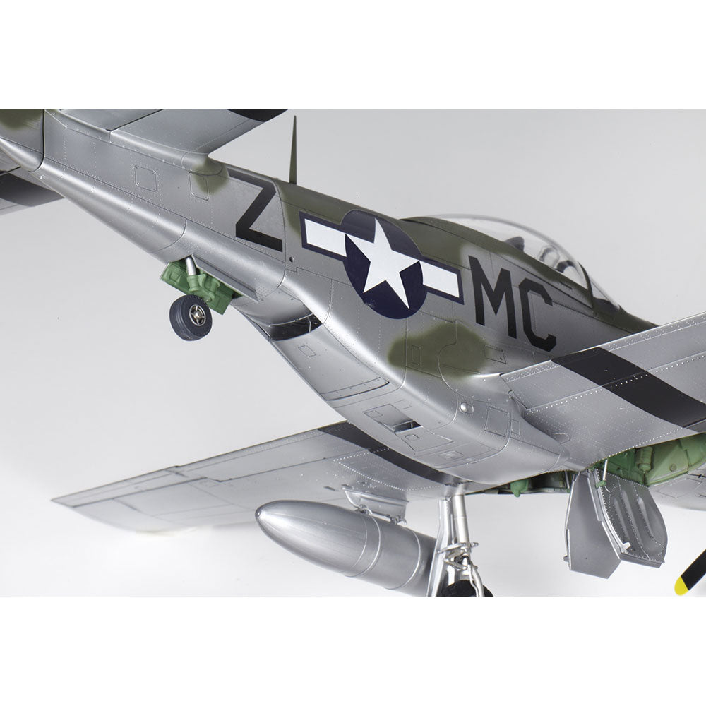 TAMIYA 1/32 NORTH AMERICAN P-51D MUSTANG