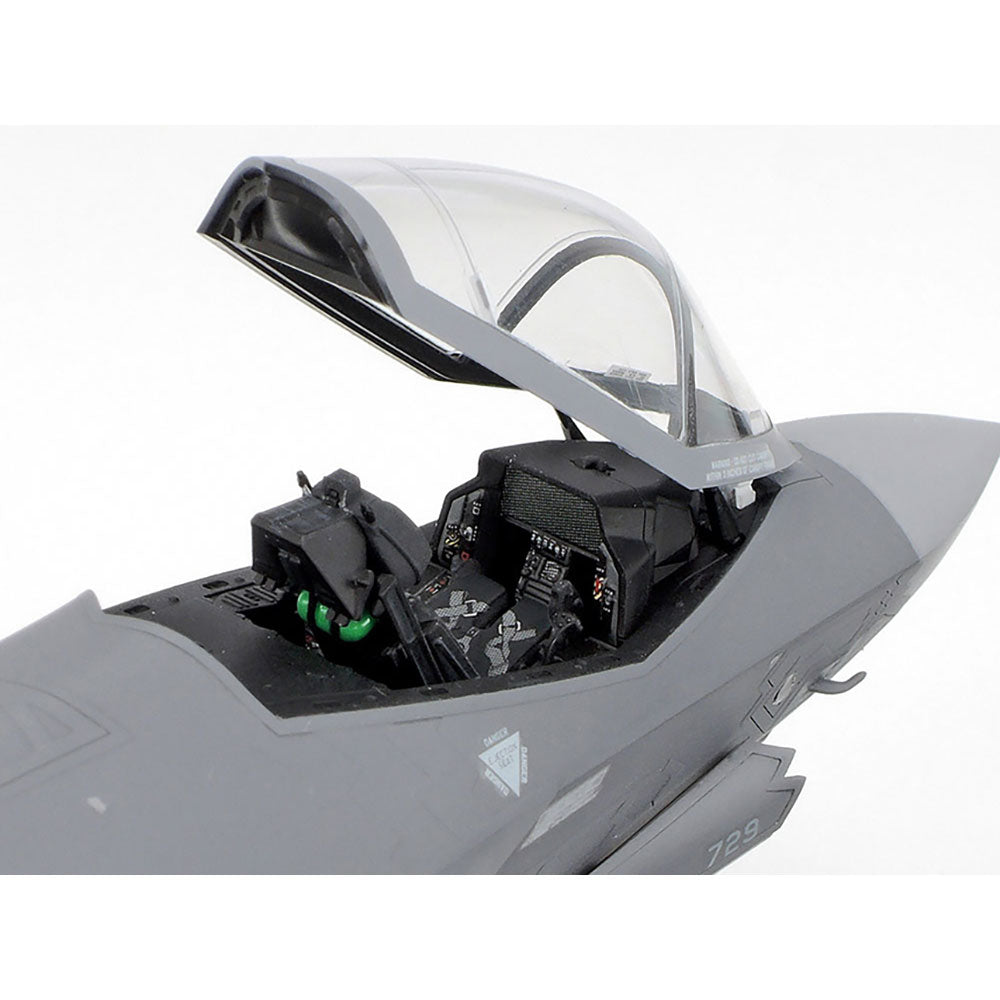 TAMIYA 1/72 LOCKHEED MARTIN F-35A LIGHTNING II