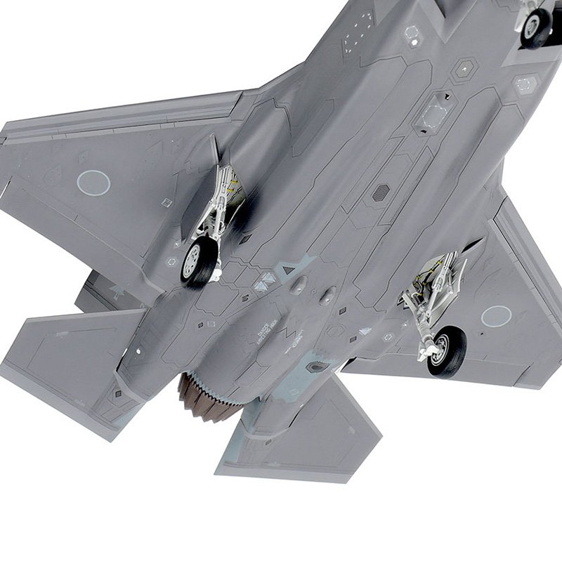 TAMIYA 1/72 LOCKHEED MARTIN F-35A LIGHTNING II