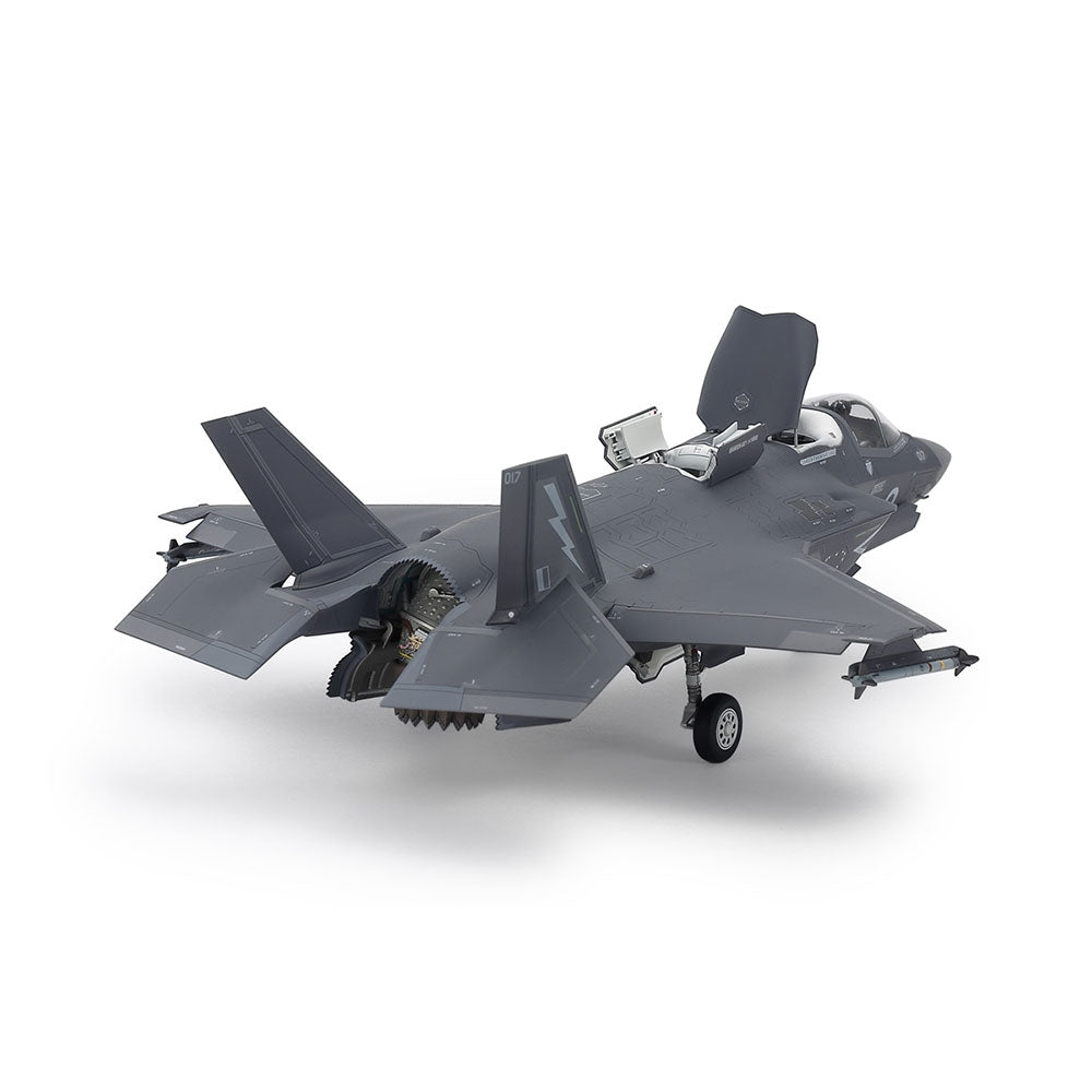 TAMIYA 1/72 LOCKHEED MARTIN F-35B LIGHTNING II
