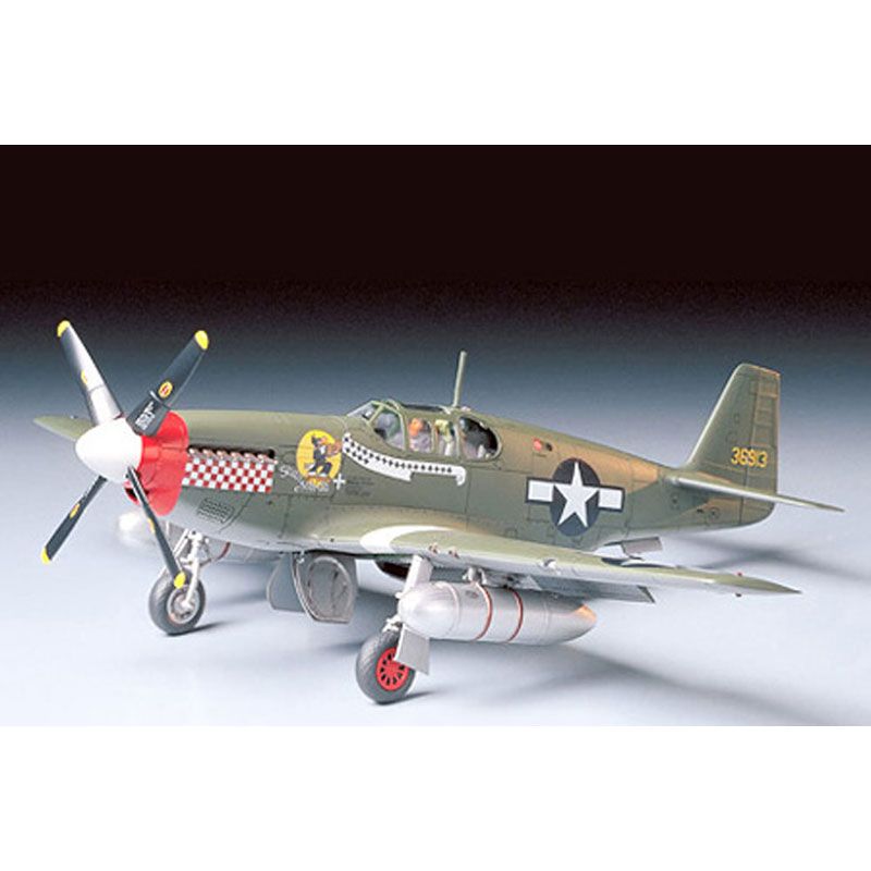 TAMIYA 1/48 NORTH AMERICAN P-51B MUSTANG