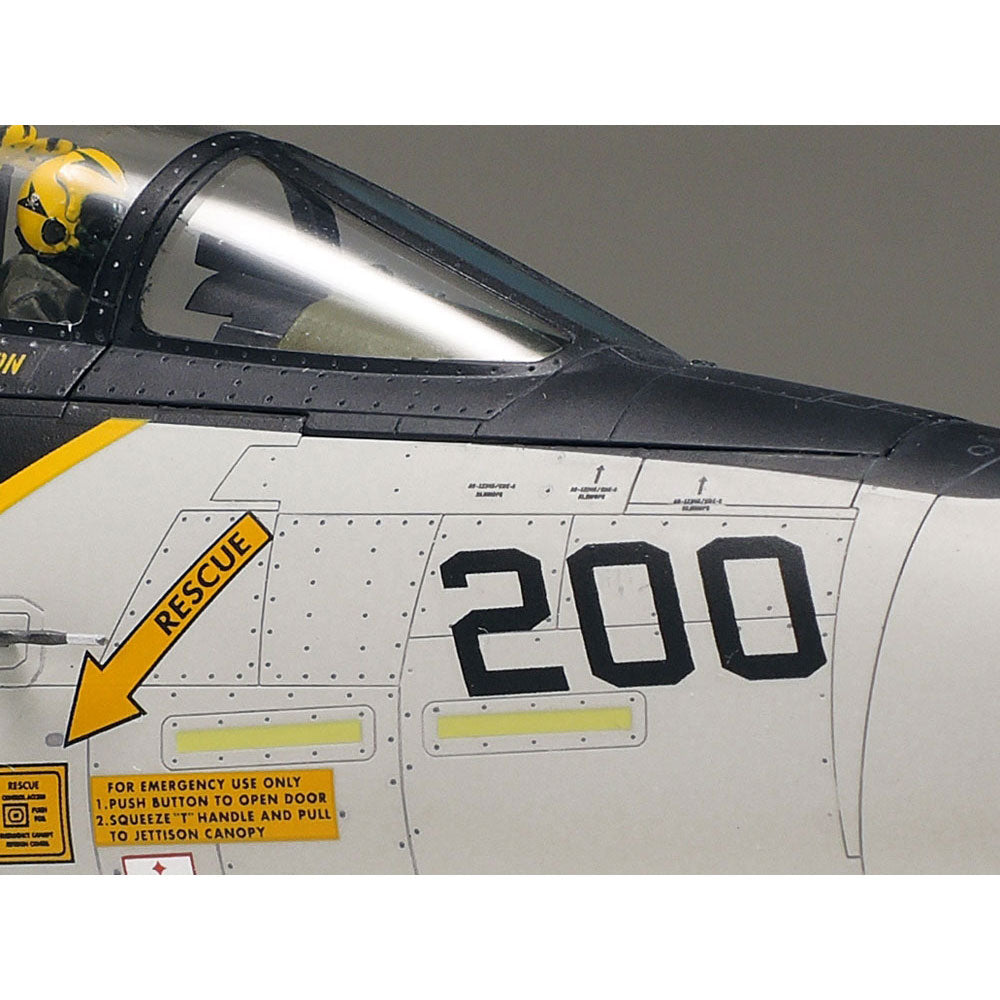 TAMIYA 1/48 GRUMMAN F-14A TOMCAT