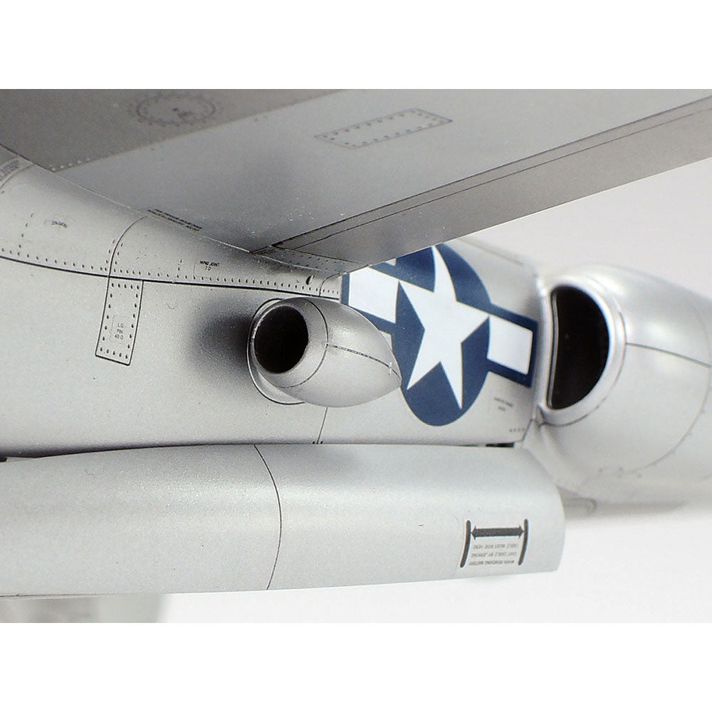TAMIYA 1/48 LOCKHEED P-38J LIGHTNING