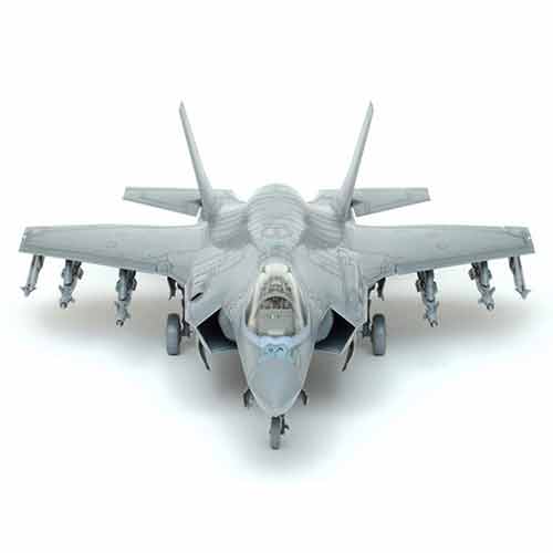 TAMIYA 1/48 LOCKHEED MARTIN F-35A LIGHTNING II WITH AUS. DECALS