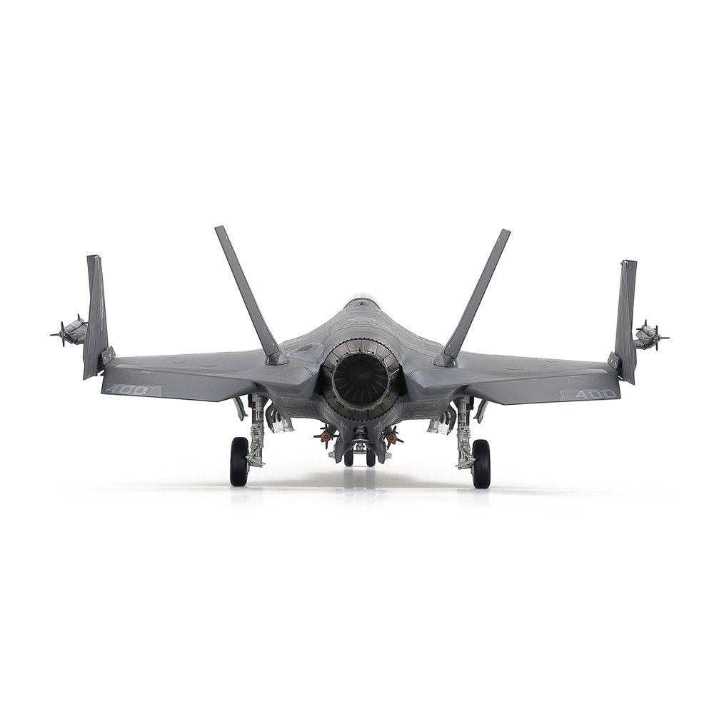 TAMIYA 1/48 LOCKHEED MARTIN F-35C LIGHTNING II