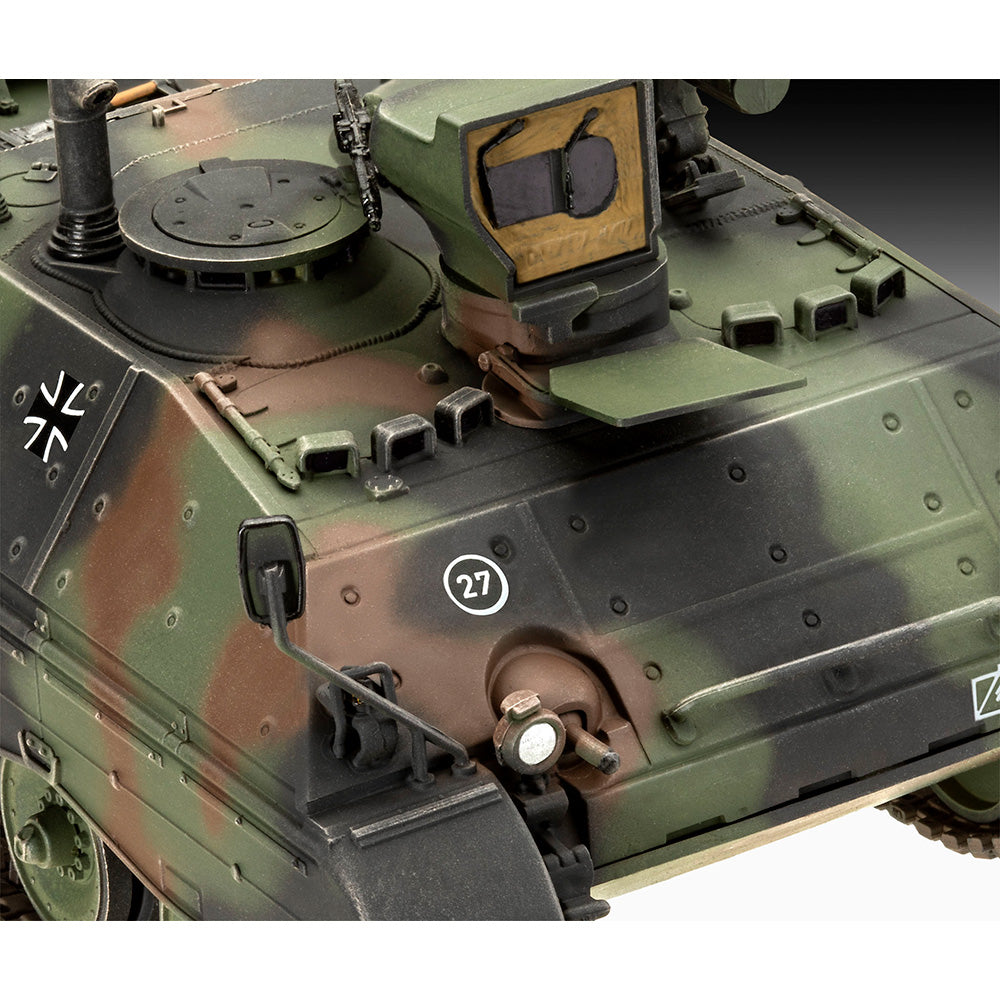 REVELL 1/35 MODEL SET RAKETENJAGDPANZER JAGUAR 1