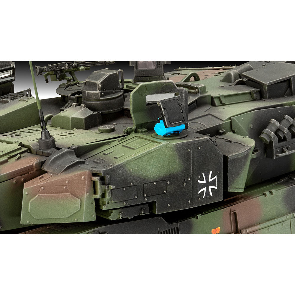 REVELL 1/35 MODEL SET LEOPARD 2A7A1